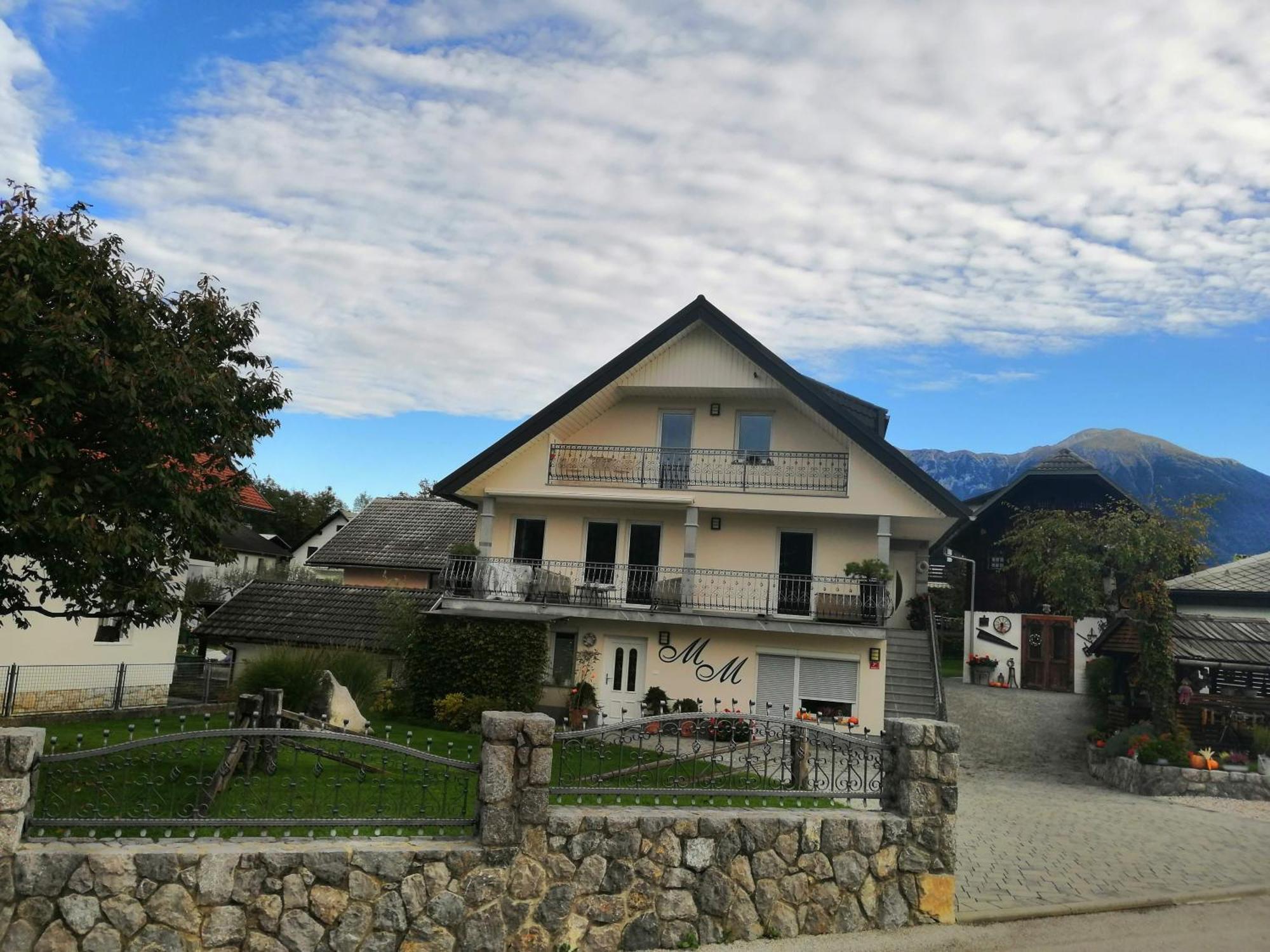 Barn House Mm Apartment Bled Bagian luar foto